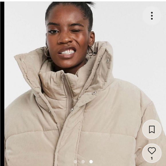 UNISEX Beige Collusion Puffer Jacket - Picture 3 of 4